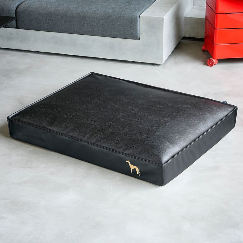 DOG BED